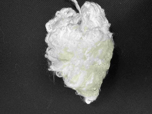Un buon prezzo. 1.67dtex×38mm Alta igroscopicità Aloe Cellulosa Fibre Staple per applicazioni tessili in linea