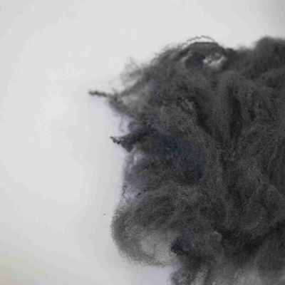 Un buon prezzo. Fibra di poliestere a base di poliesteri solidi a bassa crompa 8.89D×65mm Fibra di poliestere artificiale grigia in linea