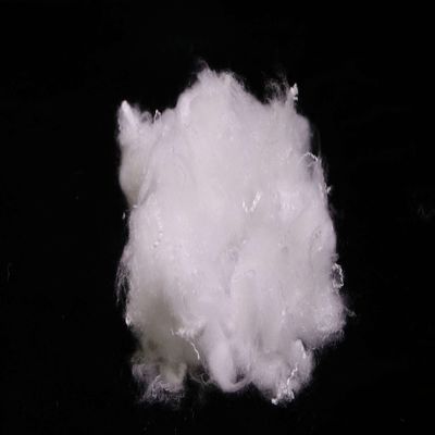 Un buon prezzo. Fibra artificiale di poliestere non fluorescente leggero 32 mm per tessuti in linea