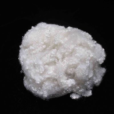 Un buon prezzo. Fibre ignifughe non fluorescenti 7D per coperte di imbottitura per materassi in linea