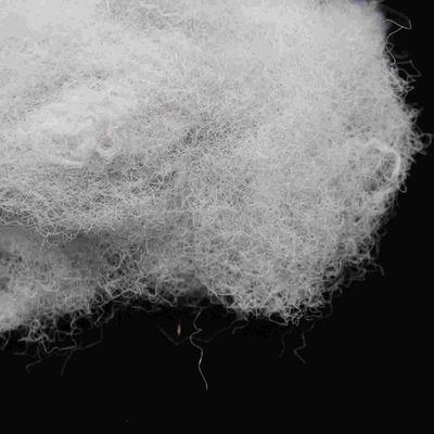Un buon prezzo. Fibra artificiale per coperte di poliestere riciclato e rispettoso dell'ambiente in linea