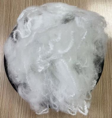 Un buon prezzo. Fibra di polietilene tereftalato PET 9D in linea