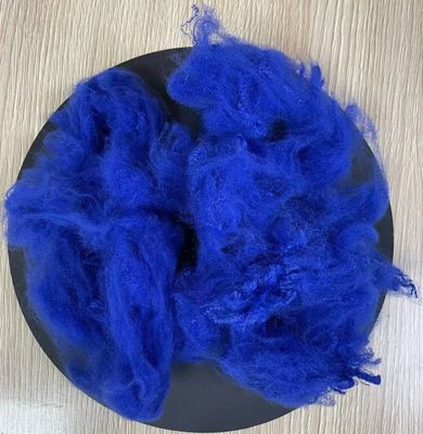 Un buon prezzo. Fibra di poliestere riciclata 4.5D 51mm Gemstone Blu in linea