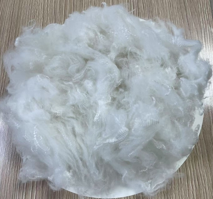 Un buon prezzo. Fibra Staple di poliestere riciclata 1.56D Alta protezione UV in linea