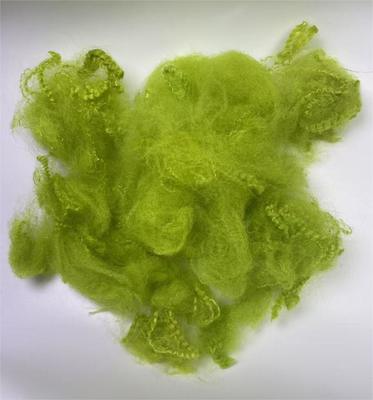 Un buon prezzo. Recycled Polyester Staple Fiber 4.5D 51mm with 0.15-0.3% Oil Content for High Performance Textiles in linea