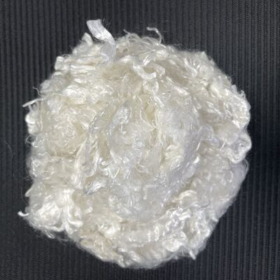 Un buon prezzo. Fibra Staple 1.5D*64mm,Sostenibile per la pelle per la biancheria da letto domestica in linea