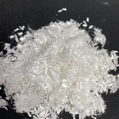 Fibra corta dispersa tagliata con precisione 0,5D*5mm, eccellente uso industriale di materie prime tessili a dispersione e può essere utilizzata per filtrare